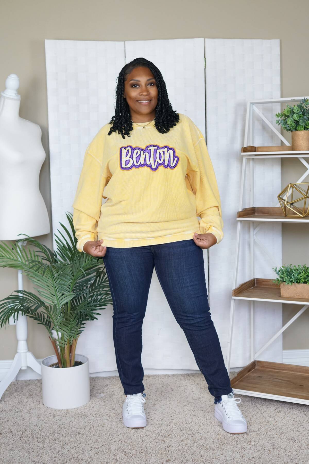 Gold Benton Appliqué Embroidered Sweatshirt